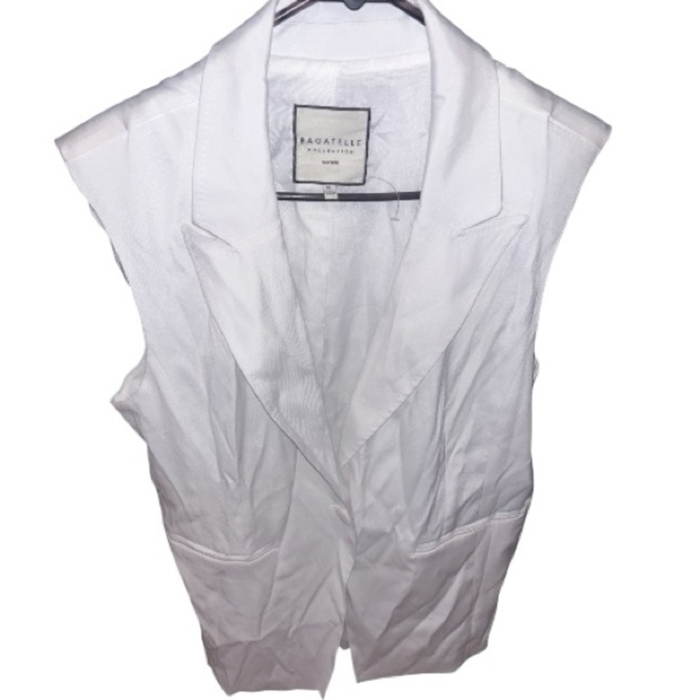 2/$20 🩷 Bagatelle Women’s Sleeveless Collared Buttoned Vest WHITE SIZE XL